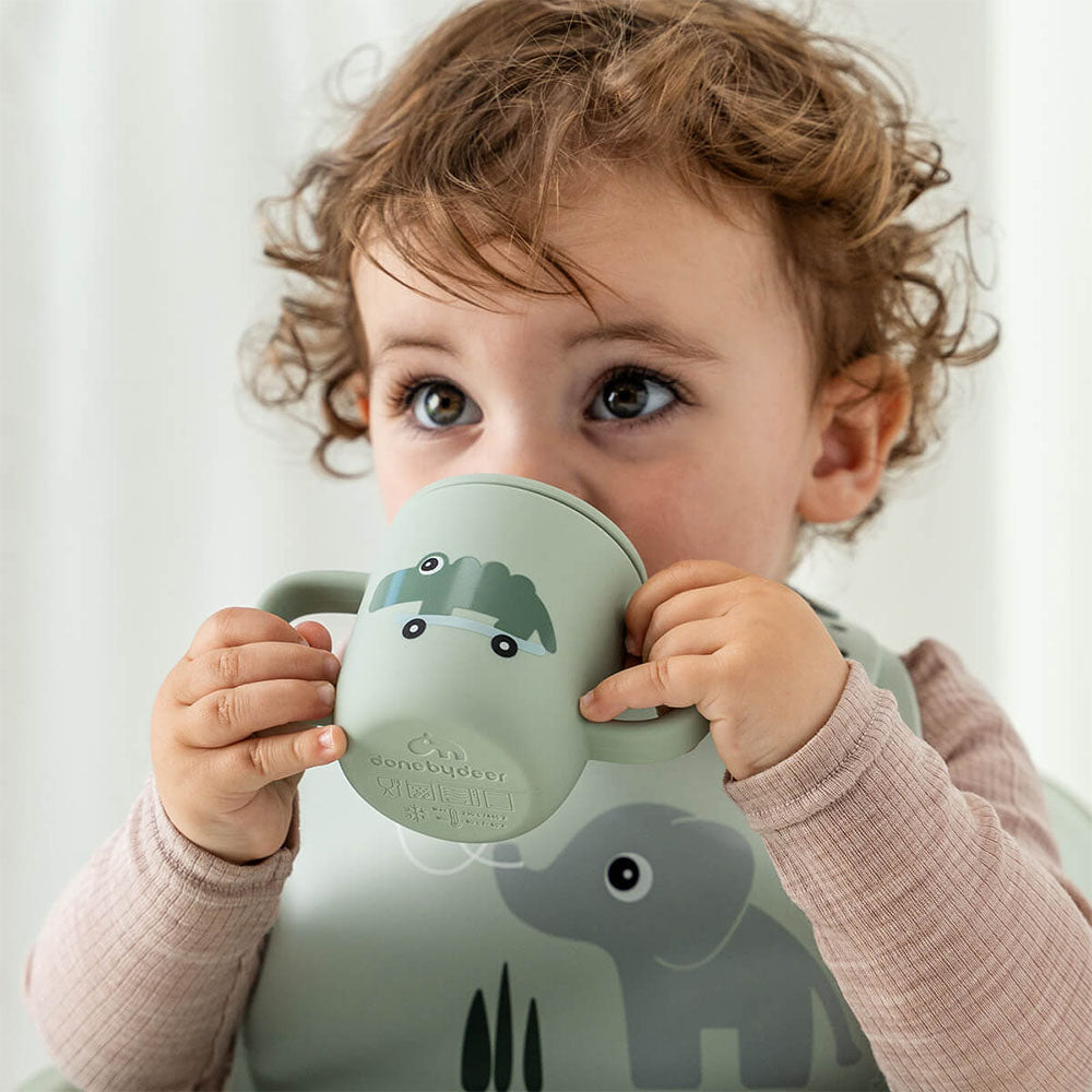 Vaso con boquilla de silicona 2 asas Playground verde
