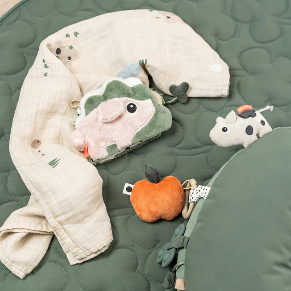 Almohada de actividades para el tiempo de juego boca abajo Tiny Farm verde