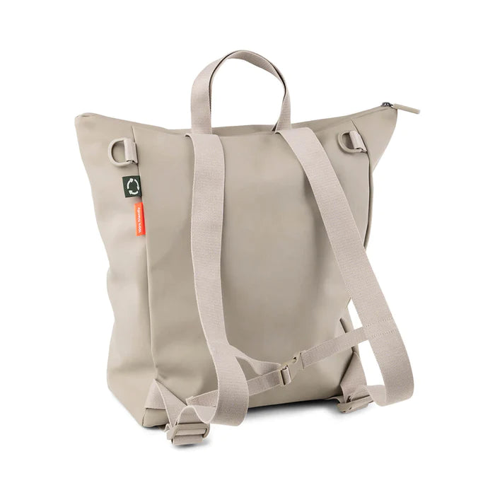 Mochila Maternal con mudador portatil arena